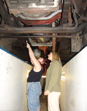 18 year old girl Amber nudes the cum from her bf's cock after they screw